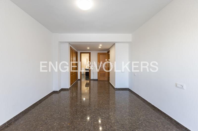 Foto 9fac3c4f-d617-4a25-9e42-35a9f8482f50. Lloguer apartament amb calefacció aparcament a Arrancapins Valencia