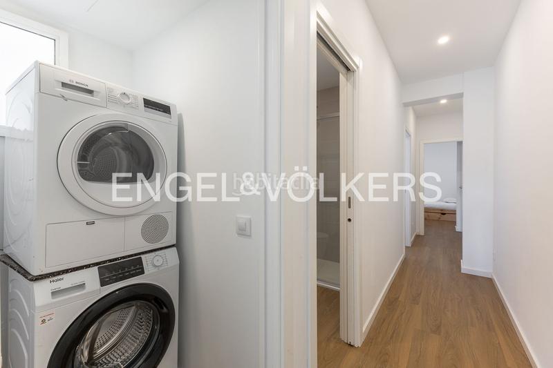 Foto 0341fea9-5b74-4330-8b46-4e5416bd7ff2. Lloguer apartament amb calefacció a En Corts - Doctor Waksman Valencia