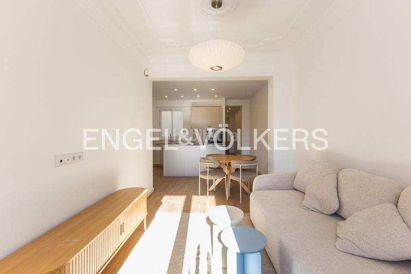 Foto 3c17344d-ecff-444e-9021-e6c3b478e839. Lloguer apartament amb calefacció a En Corts - Doctor Waksman Valencia