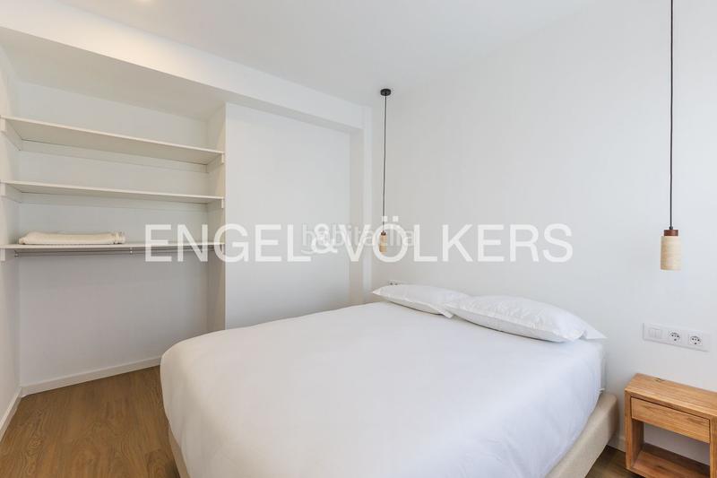 Foto 6bf3944f-f4cb-4af6-8dff-00e5924cbbf2. Rent apartment with heating in En Corts - Doctor Waksman Valencia
