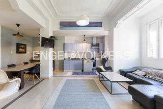 Apartament  Pintor salvador abril. Elegante apartamento en ruzafa