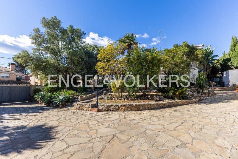 Foto 0341680e-c4d9-4fae-9ea4-bd7ab453bf5d. Casa amb calefacció aparcament piscina a El Vedat - Santa Apolonia Torrent