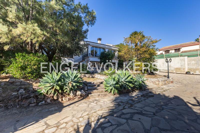 Foto b4453fc6-35b5-4213-8e90-067627ed7349. Casa amb calefacció aparcament piscina a El Vedat - Santa Apolonia Torrent