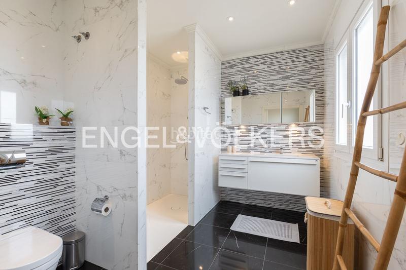 Foto f4087654-ed81-44a4-b49f-4e404bc4a448. Casa exclusiva villa junto al mar en vinaros en Costa Norte Vinaròs