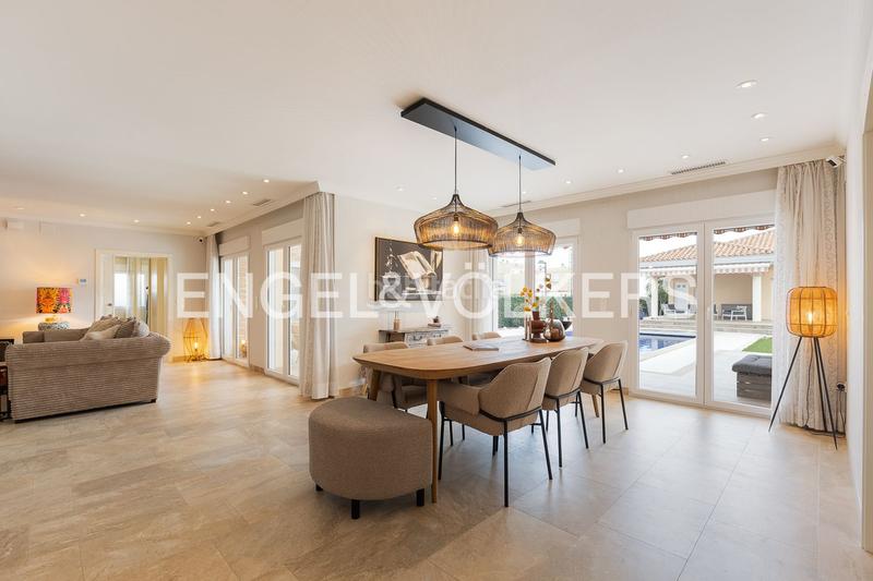 Foto f427cdeb-b9df-4405-98e7-a1de1aa49e33. Casa exclusiva villa junto al mar en vinaros en Costa Norte Vinaròs