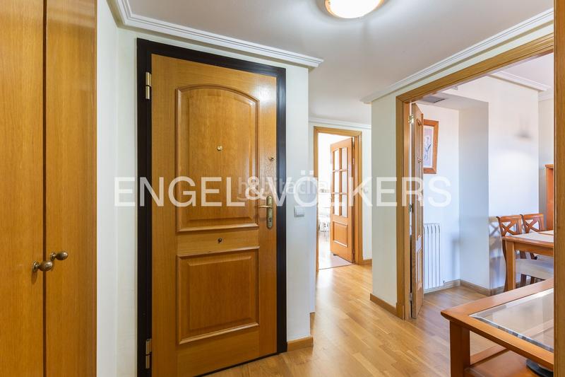 Foto 9c9b4b43-63a3-4cf3-b8ff-0ac064e5986a. Rent penthouse with heating parking pool in Penya-Roja - Avda. Francia Valencia