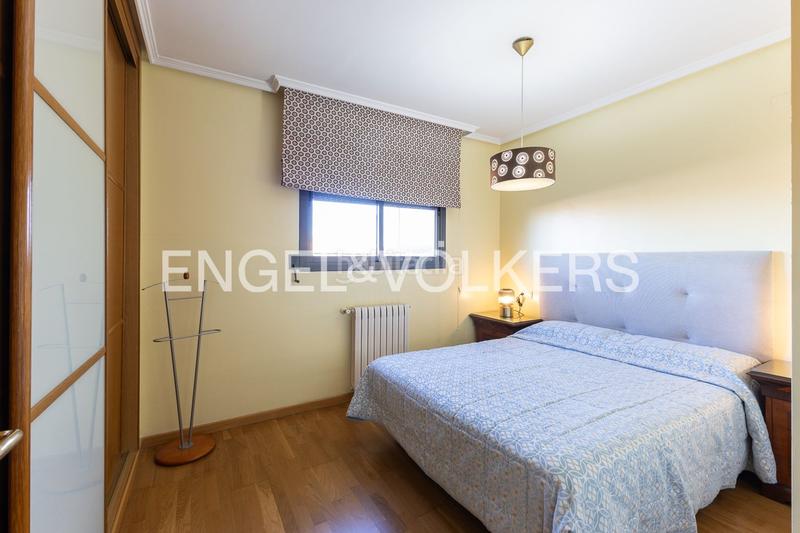 Foto e6428de3-3ae3-4607-817b-2c1a81e06a20. Rent penthouse with heating parking pool in Penya-Roja - Avda. Francia Valencia
