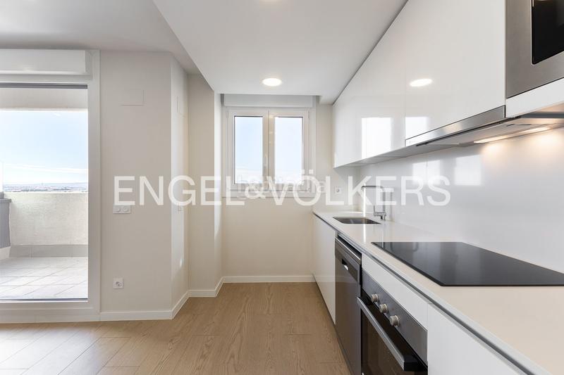 Foto 589c1539-0d5f-469f-b015-700f7a2ed92c. Affitto duplex con riscaldamento parcheggio piscina in Valencia