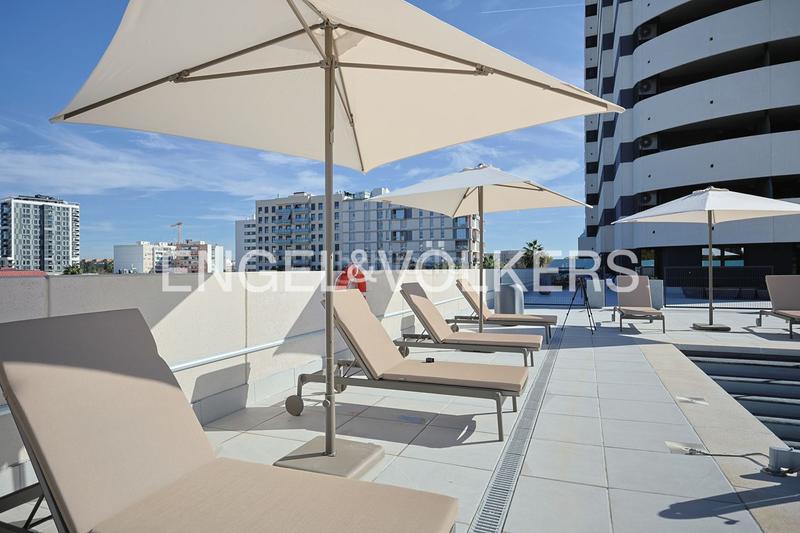 Foto bc7ea375-fb7b-40b8-b00d-9973be2b6327. Lloguer dúplex amb calefacció aparcament piscina a Valencia