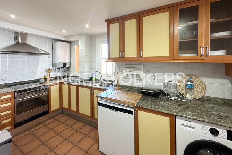 Foto 49edb420-ea4e-43a9-81ae-b615e97f5f4f. Lloguer apartament amb calefacció piscina a Playa del Puig El Puig de Santa Maria