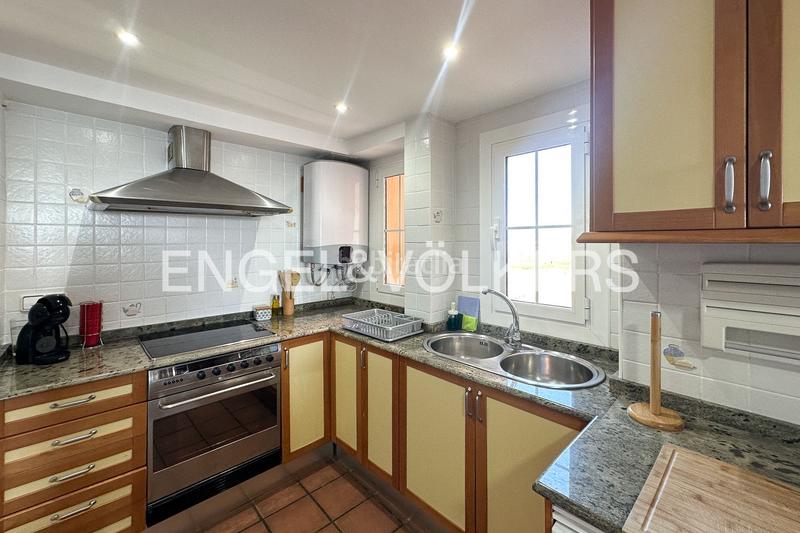 Foto 79451b74-7a52-4717-82ef-23c531327df2. Lloguer apartament amb calefacció piscina a Playa del Puig El Puig de Santa Maria