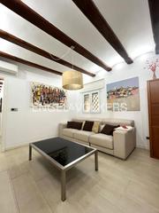 Apartament a Plaza de Napoles y Sicilia