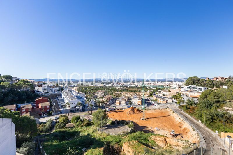 Foto 277172e8-9557-4b78-bc60-25541d6096d7. Casa amb calefacció aparcament piscina a Urbanitzacions i Pedanies Nord Alzira