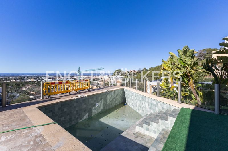 Foto d7adf0a4-4f9e-45aa-b2f5-ec8c12bbee28. Casa amb calefacció aparcament piscina a Urbanitzacions i Pedanies Nord Alzira