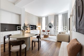 Flat en La Roqueta. Fant�stico apartamento en coliving con piscina