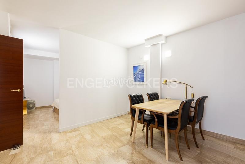 Foto 9759782b-21fd-4dfd-8451-6ea2cfbd4e5b. Alquiler apartamento amplio duplex junto al mercado central en Valencia