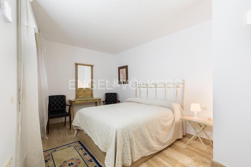 Foto 24f4d29d-b842-49e5-8798-b1e14ad12f66. Rent apartment with heating parking in El Pilar Valencia