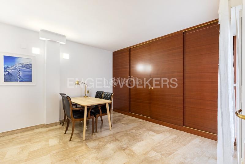 Foto 28ee5e4c-ee40-4b17-b822-a62eed7c3b6b. Rent apartment with heating parking in El Pilar Valencia