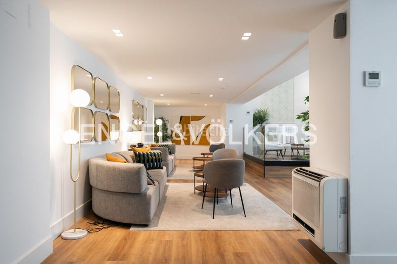 Foto f2cd7883-17e7-452e-92ff-52d510586268. Location appartement avec chauffage parking piscine dans Valencia