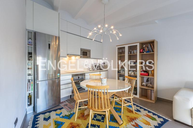 Foto 485bf4dd-4614-4ffd-8248-e775ce4c7293. Lloguer àtic amb calefacció aparcament a El Mercat Valencia