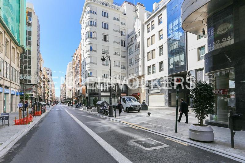 Foto 8c46671e-9d2d-421d-a826-1a36ed7333ba. Location attique avec chauffage parking dans El Mercat Valencia