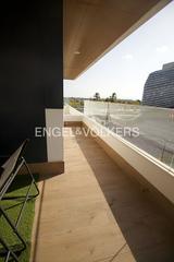 Piccolo appartamento in Ciutat de les Ciències i de les Arts - Justicia. Moderno piso con vistas y ubicación privilegiada junto al roig a