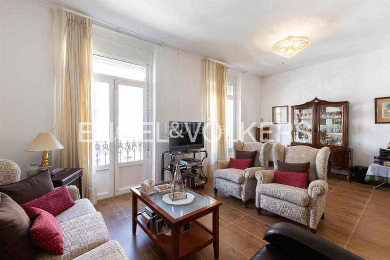 Foto 3ebdb4ff-b3ae-413f-a3af-f020e9da9150. Appartement mit heizung parking in Russafa Valencia