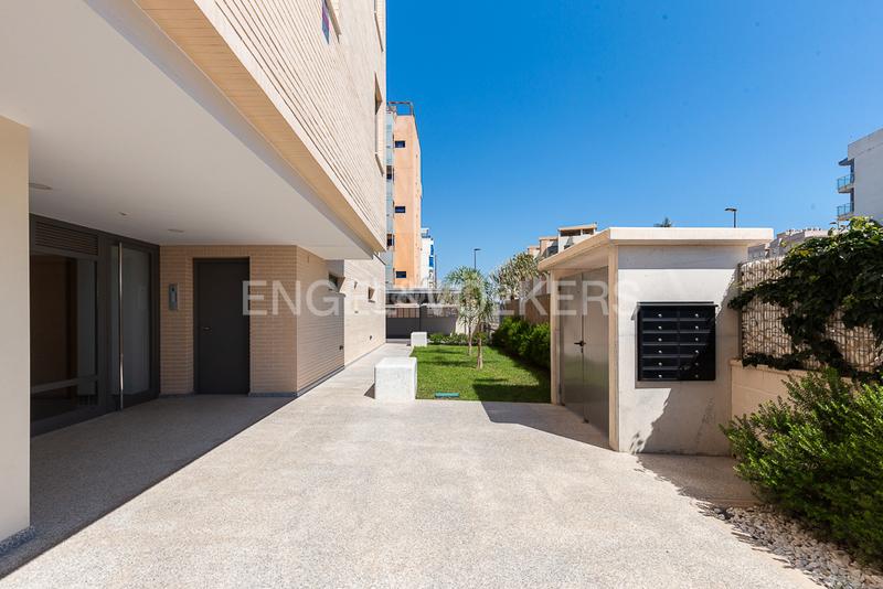 Foto 9f33f72c-627c-46a0-a522-591f2e6f0155. Lloguer apartament amb calefacció aparcament piscina a Daimús