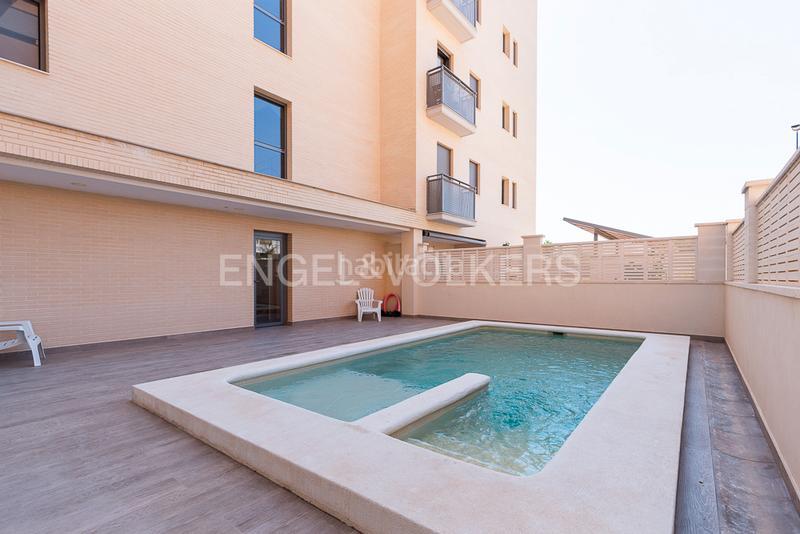 Foto 3fd52def-f86a-4028-999f-06b93ad8f421. Rent apartment with heating parking pool in Daimús