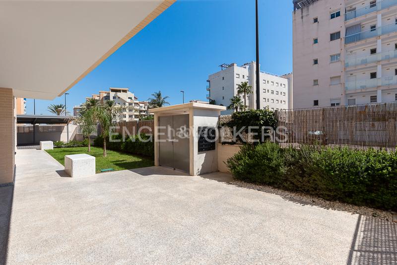 Foto debb7900-8b6e-4f54-815c-c114120b27d9. Rent apartment with heating parking pool in Daimús