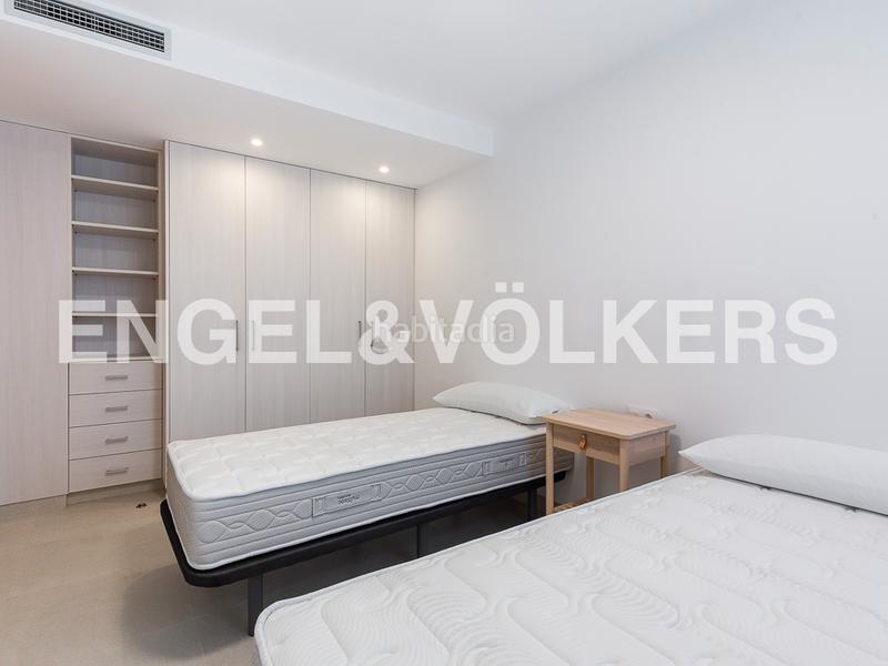 Foto fb192011-cdd9-45ce-8180-78f31f5fec2d. Rent apartment with heating parking pool in Daimús