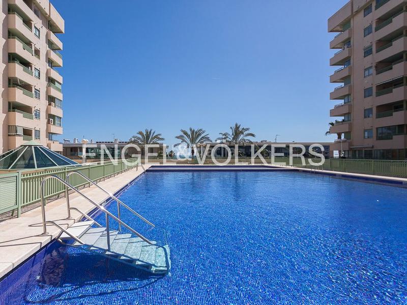 Foto 3e26058d-ec07-4ef5-987b-09d35ec8a6eb. Rent apartment with heating pool in La Patacona Alboraya