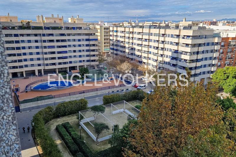 Foto abdf0f9e-7842-491a-8dd0-f6b473f32b1b. Affitto piccolo appartamento con riscaldamento parcheggio piscina in Valencia