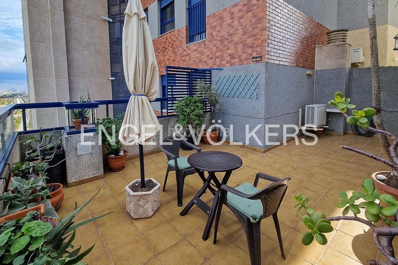Foto 54ab2677-81da-4cb7-b04a-936368568395. Lloguer apartament amb calefacció aparcament piscina a Valencia