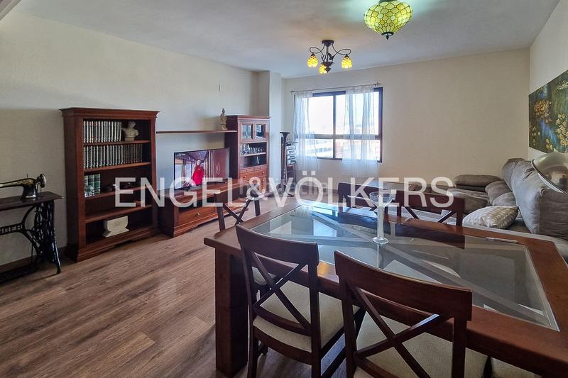 Foto 65a81ad9-352b-4b1c-a2ec-1bbcb8ec7760. Location appartement avec chauffage parking piscine dans Valencia