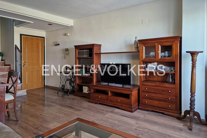 Foto cc85dba6-832c-4f53-aaa2-0ba93db7a0e9. Location appartement avec chauffage parking piscine dans Valencia