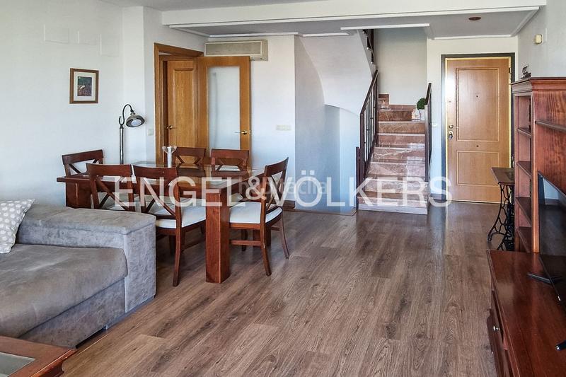 Foto 91a53008-2dbd-45c6-ad48-84744be01b17. Miete appartement mit heizung parking pool in Camí Reial Valencia