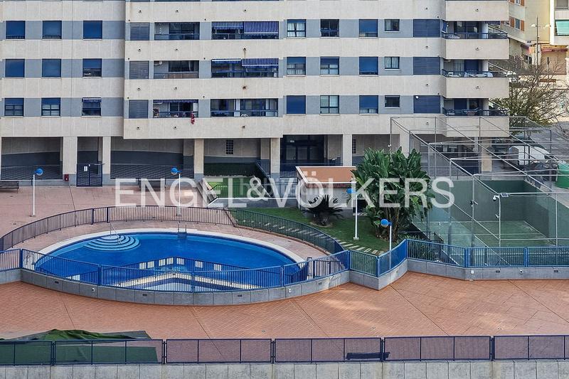 Foto de900857-800d-4e91-87cb-02e8fb75b118. Rent apartment with heating parking pool in Camí Reial Valencia