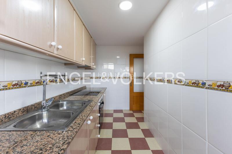 Foto fcd7b3e8-6407-4d35-9fe0-acd62c2fba36. Miete appartement mit heizung in Aiora Valencia