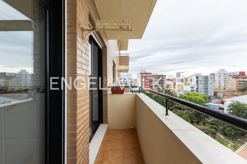 Foto 09724b06-f945-46a6-bcfb-cd0741e4f760. Rent apartment with heating in Aiora Valencia
