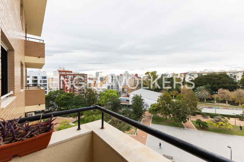 Foto ee13500c-7e0e-4db7-bb98-d20363a6c194. Rent apartment with heating in Aiora Valencia