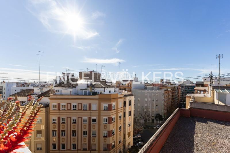 Foto d4da35c8-ec9e-42db-a9f4-a910678ef9db. Àtic amb calefacció a La Petxina Valencia