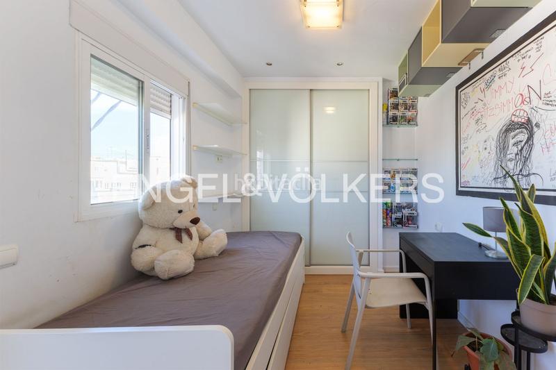 Foto e5eede52-21df-4b7f-9d81-9175244d7bd1. Àtic amb calefacció a La Petxina Valencia