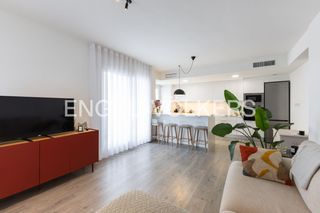 Flat  Carrer de vicente chuli� campos. Elegante apartamento con piscina en malilla.
