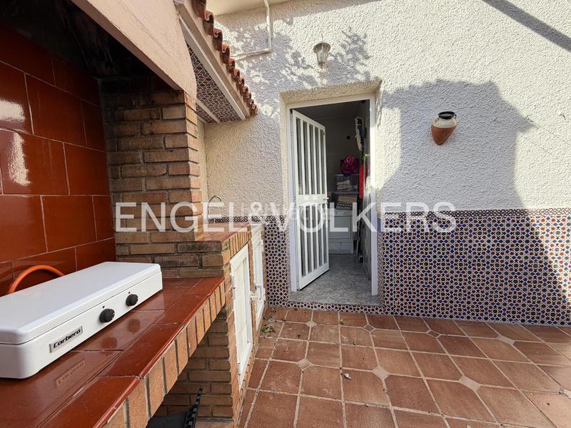 Foto e4f1ff46-9ee4-48ac-a24f-8ea6a93a50cc. Lloguer casa amb calefacció a Favara Valencia