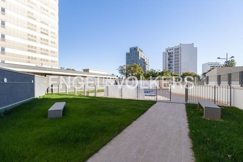 Foto 93ee00ca-b1fa-41a9-bcce-f089e968f1a2. Miete appartement mit heizung parking pool in La Punta Valencia