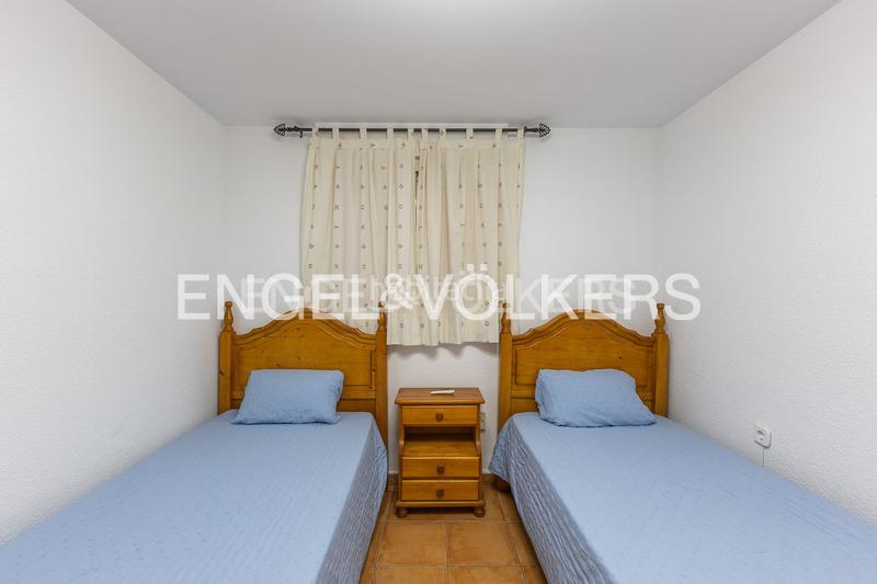 Foto 41335e3b-9428-4d3e-a379-e19156bf7368. Alquiler apartamento alquiler en av blasco ibañes 24 en Cullera