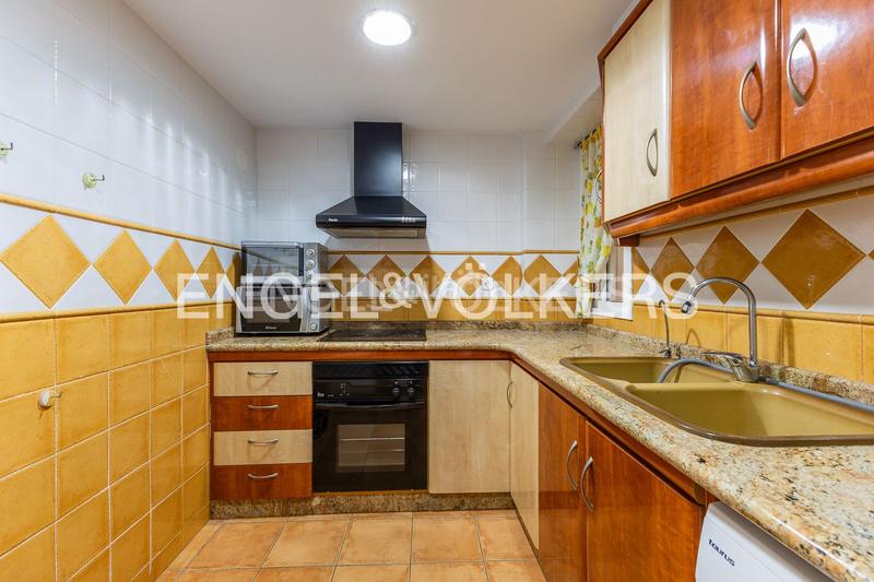 Foto e9915fb8-36a7-4411-9880-f5ab307790bb. Alquiler apartamento alquiler en av blasco ibañes 24 en Cullera