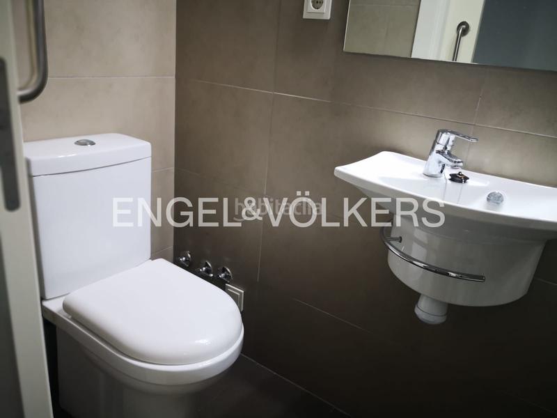 Foto 5cdac85c-b8f3-42f5-b448-626468ebc3e3. Location appartement avec chauffage parking piscine dans Valencia