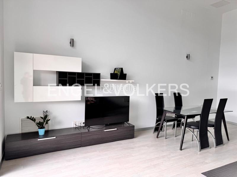 Foto 7dd7012e-a2ce-49b2-871d-e8c178aa95b8. Location appartement avec chauffage parking piscine dans Valencia